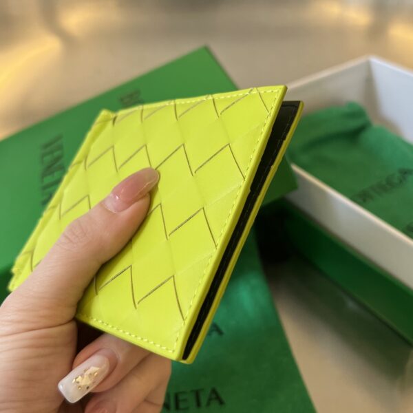 Bottega Veneta BV Intrecciato Bill Clip Wallet