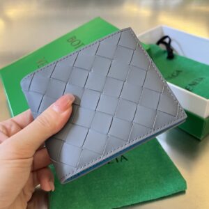 Bottega Veneta Intrecciato Bi-Fold Wallet