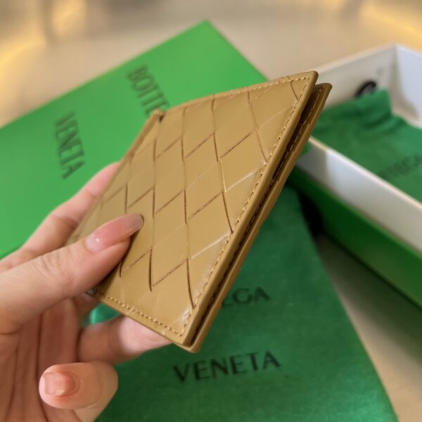 Bottega Veneta BV Intrecciato Bill Clip Wallet