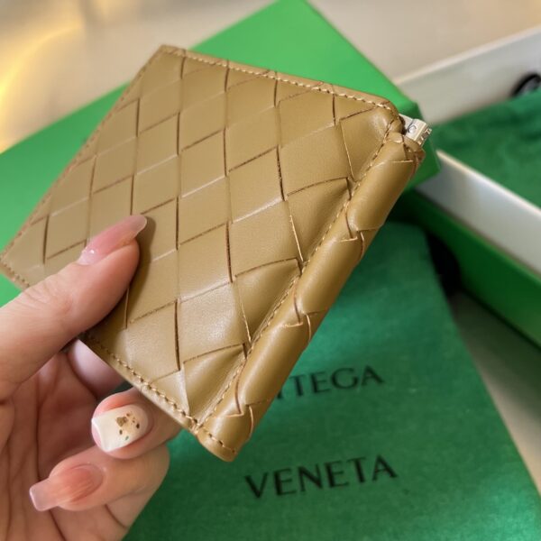 Bottega Veneta BV Intrecciato Bill Clip Wallet