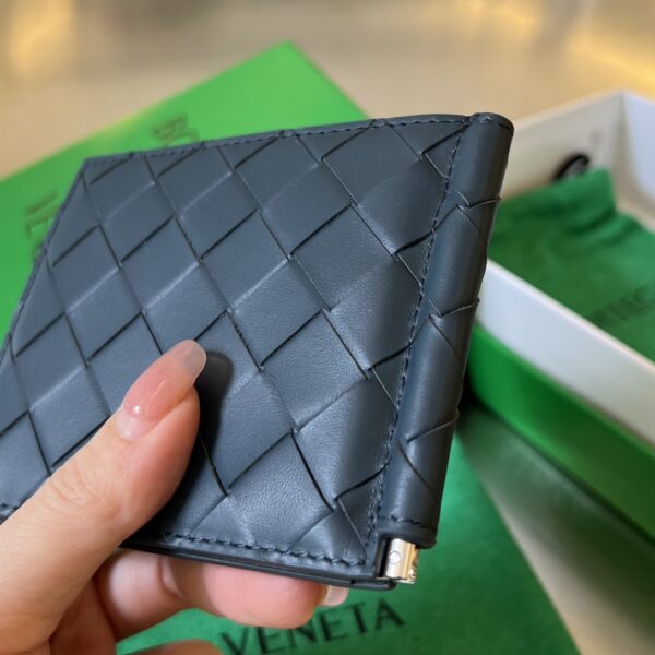Bottega Veneta BV Intrecciato Bill Clip Wallet