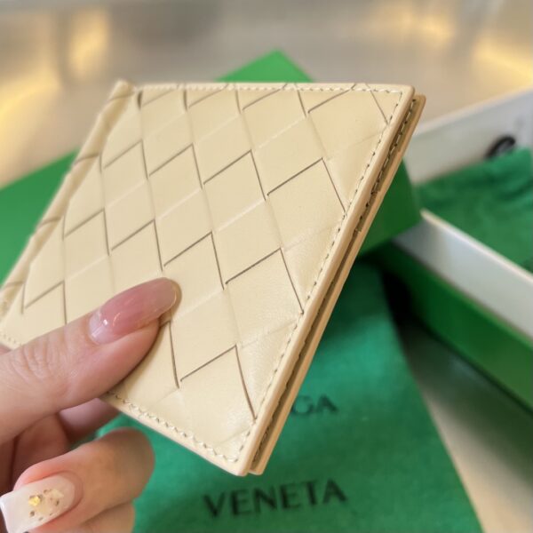 Bottega Veneta BV Intrecciato Bill Clip Wallet