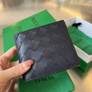 Bottega Veneta Intrecciato Bi-Fold Wallet