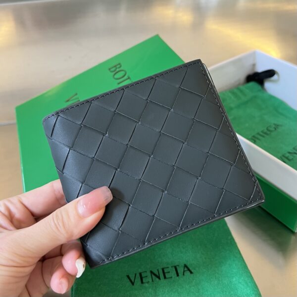 Bottega Veneta Intrecciato Bi-Fold Wallet