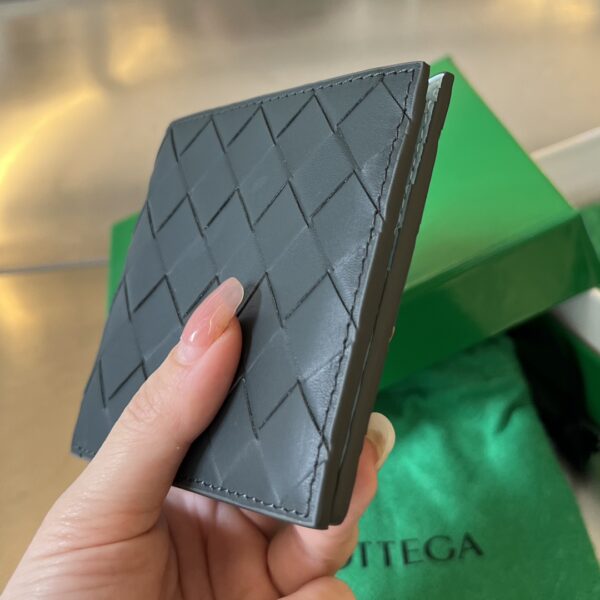 Bottega Veneta Intrecciato Bi-Fold Wallet