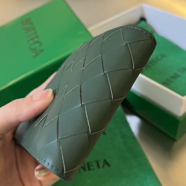 Bottega Veneta Intrecciato Bi-Fold Wallet