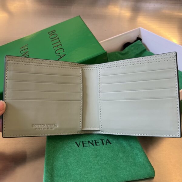 Bottega Veneta Intrecciato Bi-Fold Wallet