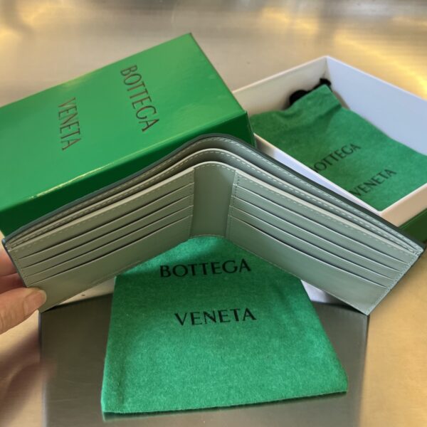 Bottega Veneta Intrecciato Bi-Fold Wallet