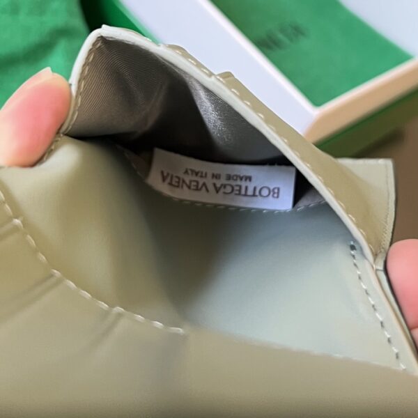 Bottega Veneta Intrecciato Bi-Fold Wallet