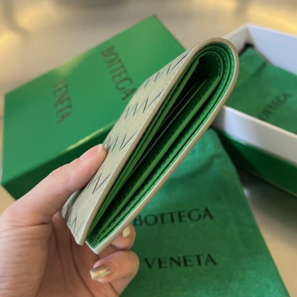 Bottega Veneta Intrecciato Bi-Fold Wallet