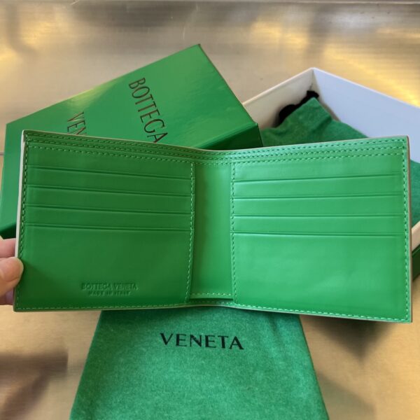 Bottega Veneta Intrecciato Bi-Fold Wallet