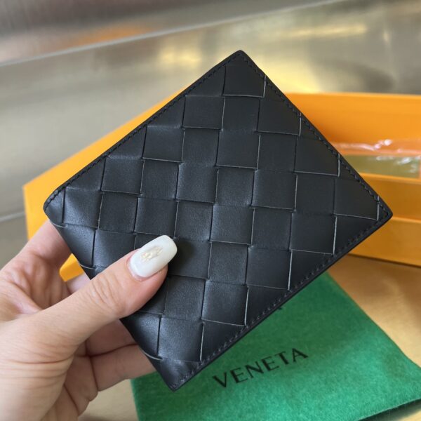 Bottega Veneta Intrecciato Bi-Fold Wallet