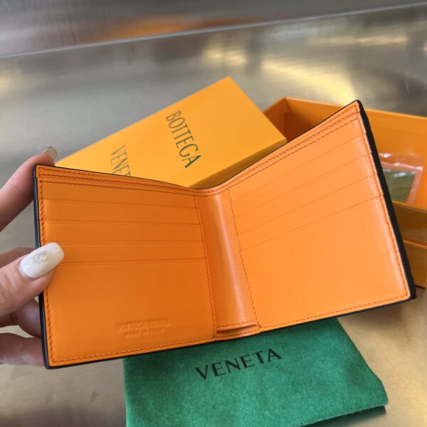 Bottega Veneta Intrecciato Bi-Fold Wallet