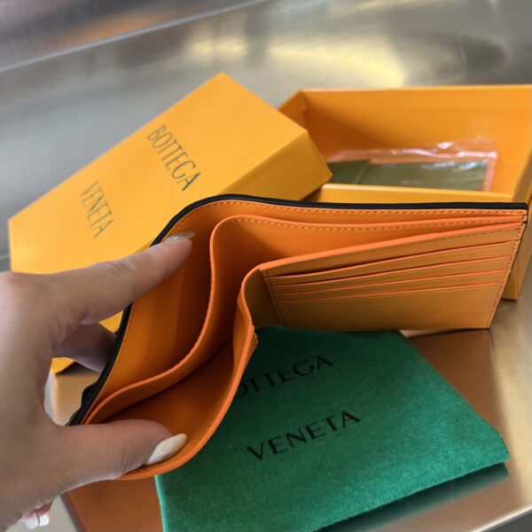 Bottega Veneta Intrecciato Bi-Fold Wallet