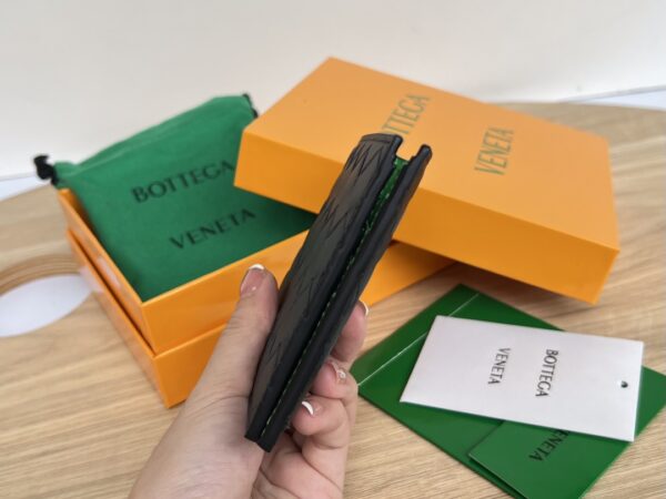 Bottega Veneta Intrecciato Bi-Fold Wallet