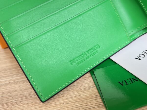 Bottega Veneta Intrecciato Bi-Fold Wallet