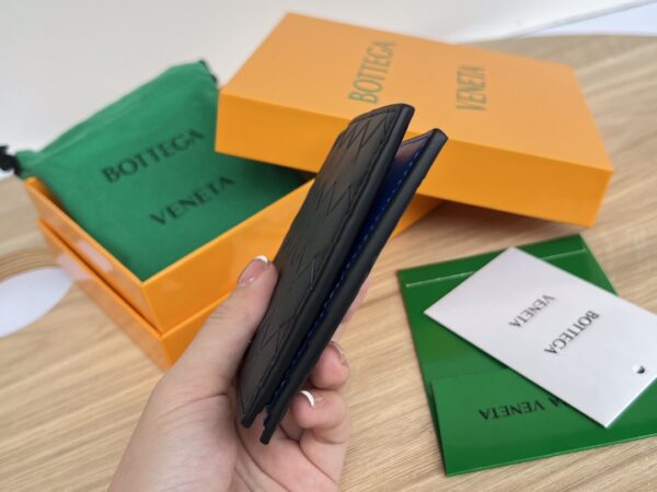 Bottega Veneta Intrecciato Bi-Fold Wallet