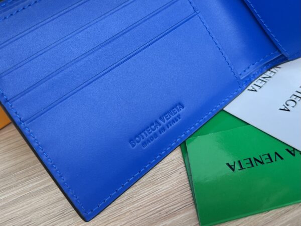 Bottega Veneta Intrecciato Bi-Fold Wallet