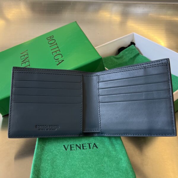 Bottega Veneta Intrecciato Bi-Fold Wallet