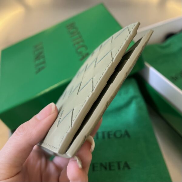 Bottega Veneta Intrecciato Bi-Fold Wallet