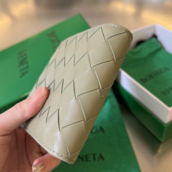 Bottega Veneta Intrecciato Bi-Fold Wallet