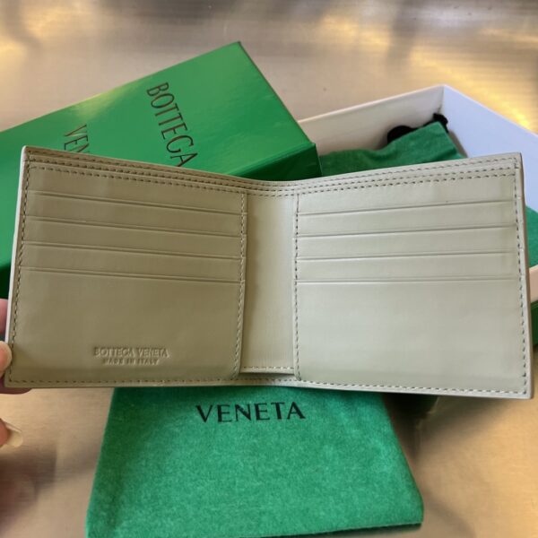 Bottega Veneta Intrecciato Bi-Fold Wallet