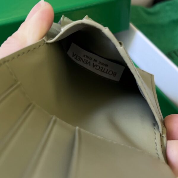 Bottega Veneta Intrecciato Bi-Fold Wallet