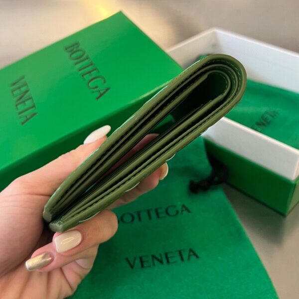 Bottega Veneta Intrecciato Bi-Fold Wallet