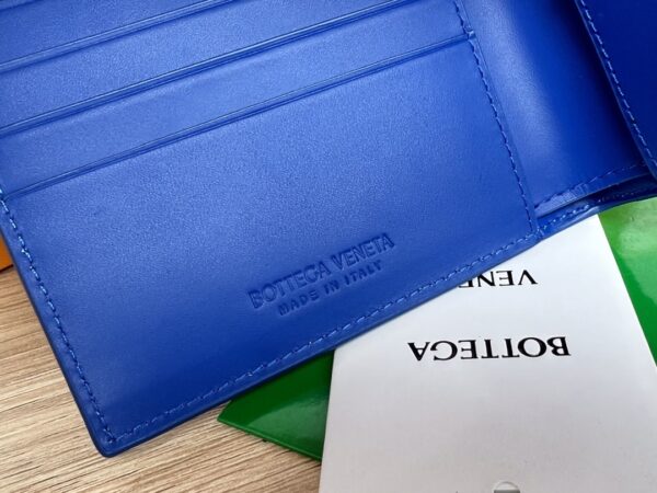 Bottega Veneta Intrecciato Bi-Fold Wallet