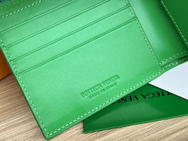 Bottega Veneta Intrecciato Bi-Fold Wallet