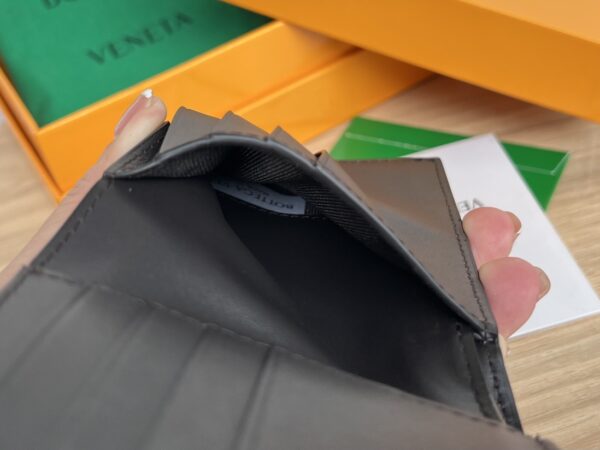 Bottega Veneta Intrecciato Bi-Fold Wallet
