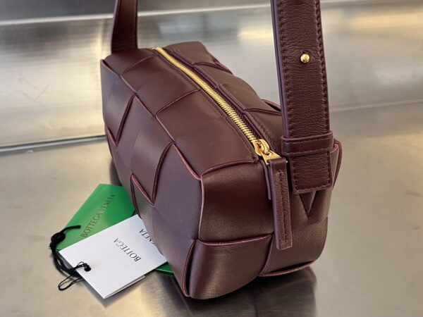 BOTTEGA VENETA BV Small Brick Cassette