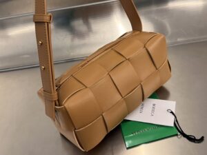 BOTTEGA VENETA BV Small Brick Cassette