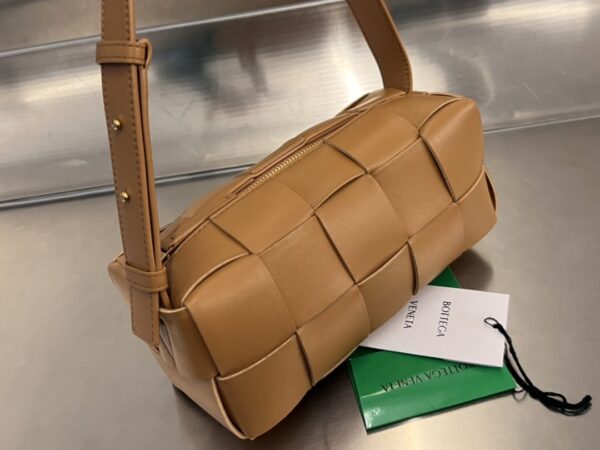 BOTTEGA VENETA BV Small Brick Cassette