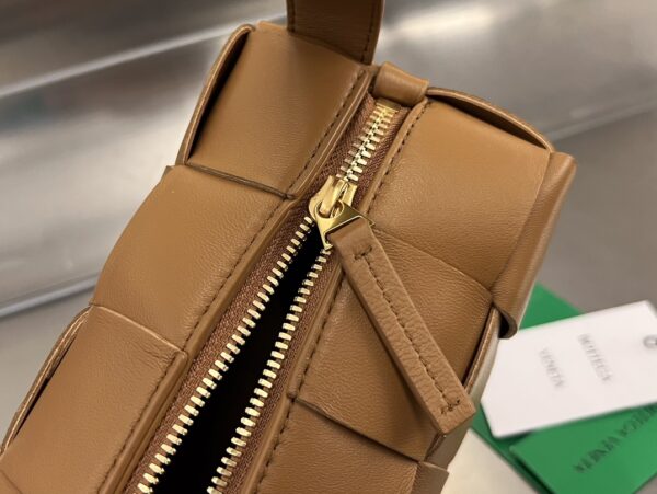 BOTTEGA VENETA BV Small Brick Cassette
