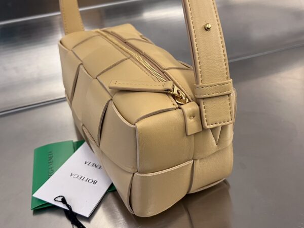 BOTTEGA VENETA BV Small Brick Cassette