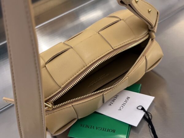 BOTTEGA VENETA BV Small Brick Cassette