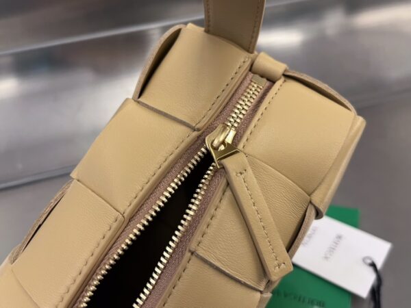 BOTTEGA VENETA BV Small Brick Cassette
