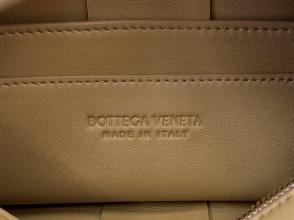 BOTTEGA VENETA BV Small Brick Cassette