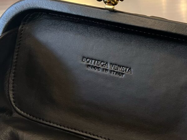 Bottega Veneta Knot