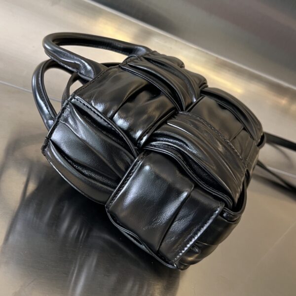 BOTTEGA VENETA BV Candy Arco Tote Bag