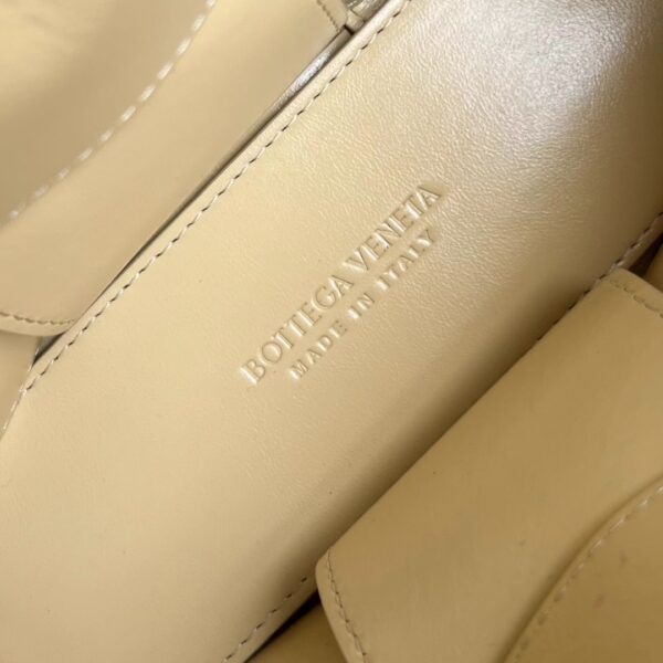 BOTTEGA VENETA BV Candy Arco Tote Bag