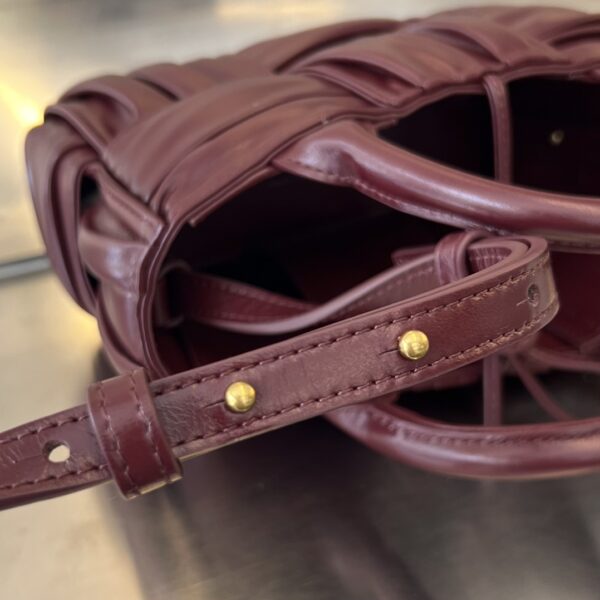 BOTTEGA VENETA BV Candy Arco Tote Bag