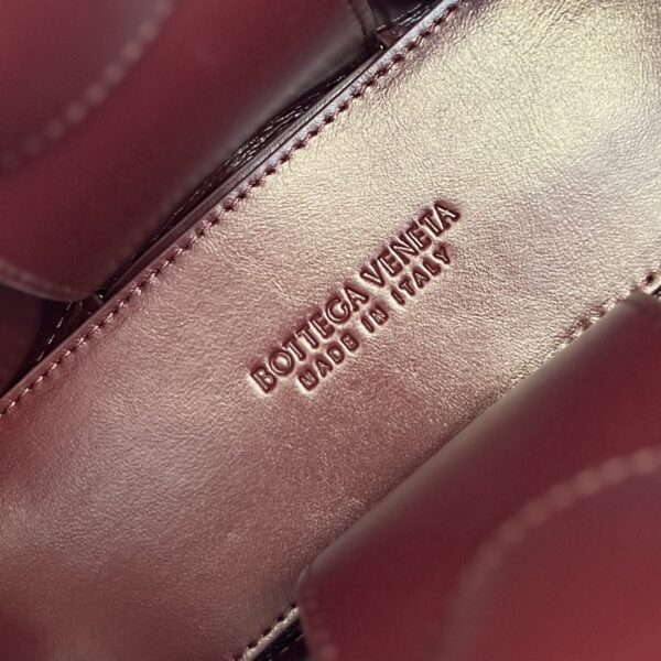 BOTTEGA VENETA BV Candy Arco Tote Bag