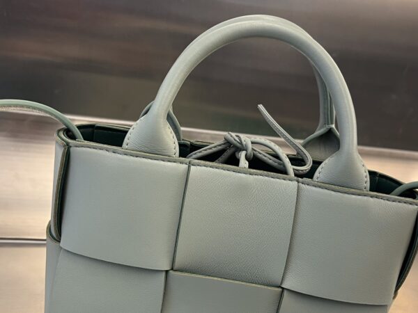 BOTTEGA VENETA BV Candy Arco Tote Bag