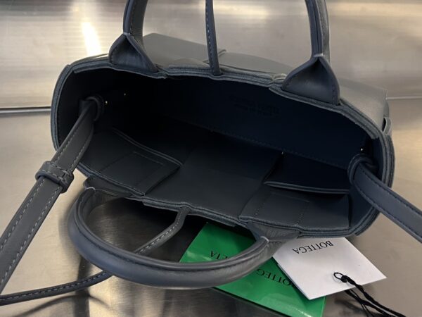 BOTTEGA VENETA BV Candy Arco Tote Bag