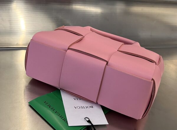 BOTTEGA VENETA BV Candy Arco Tote Bag