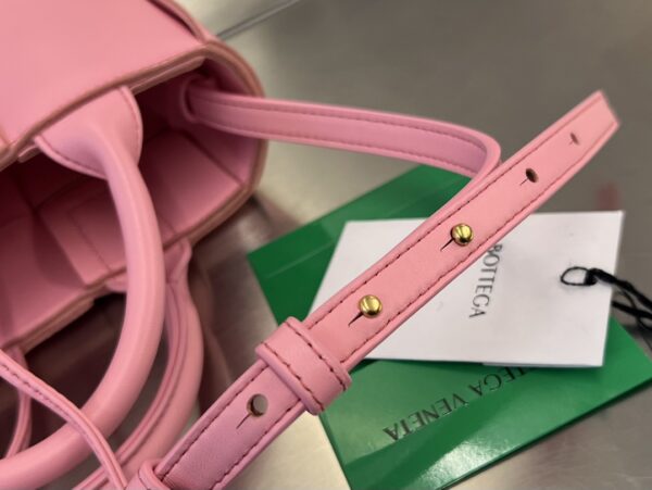 BOTTEGA VENETA BV Candy Arco Tote Bag