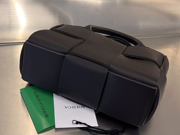 BOTTEGA VENETA BV Candy Arco Tote Bag