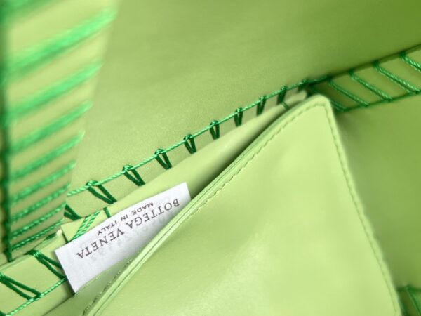 BOTTEGA VENETA Arco Tote